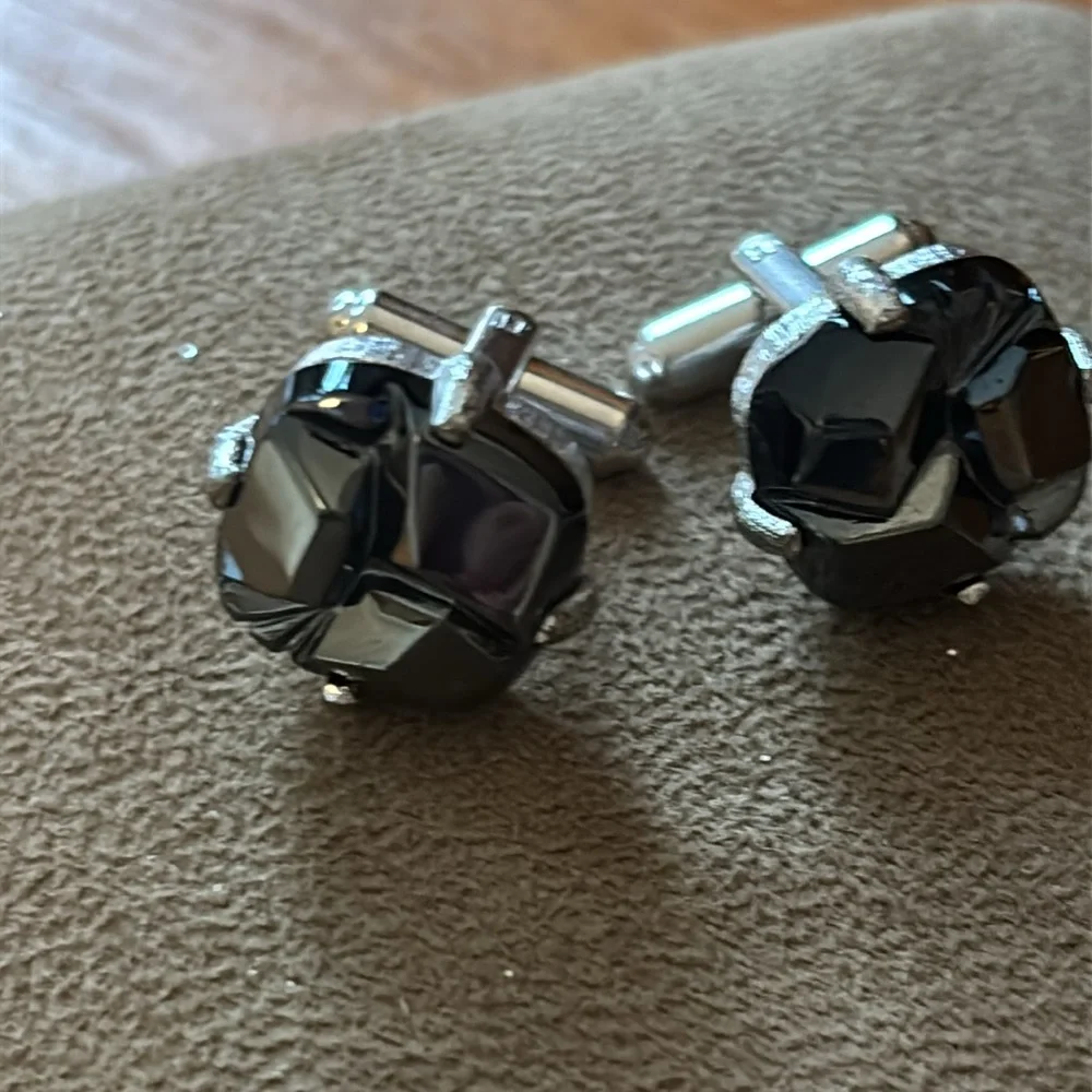 Vintage Sarah Coventry hematite silver tone cufflinks